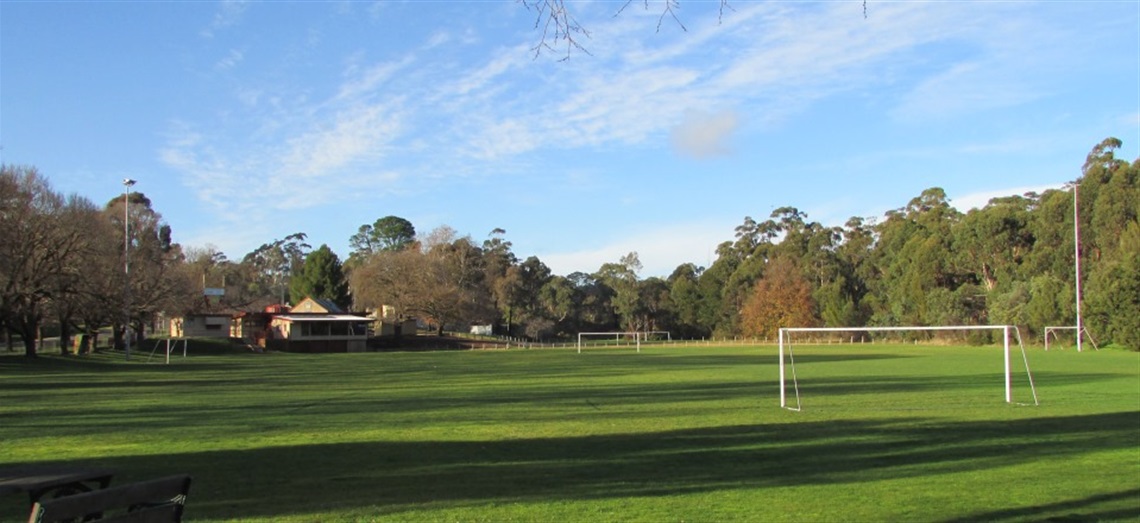 Chewton_Soldiers_Memorial_Park_Chewton_960x440_landing.JPG