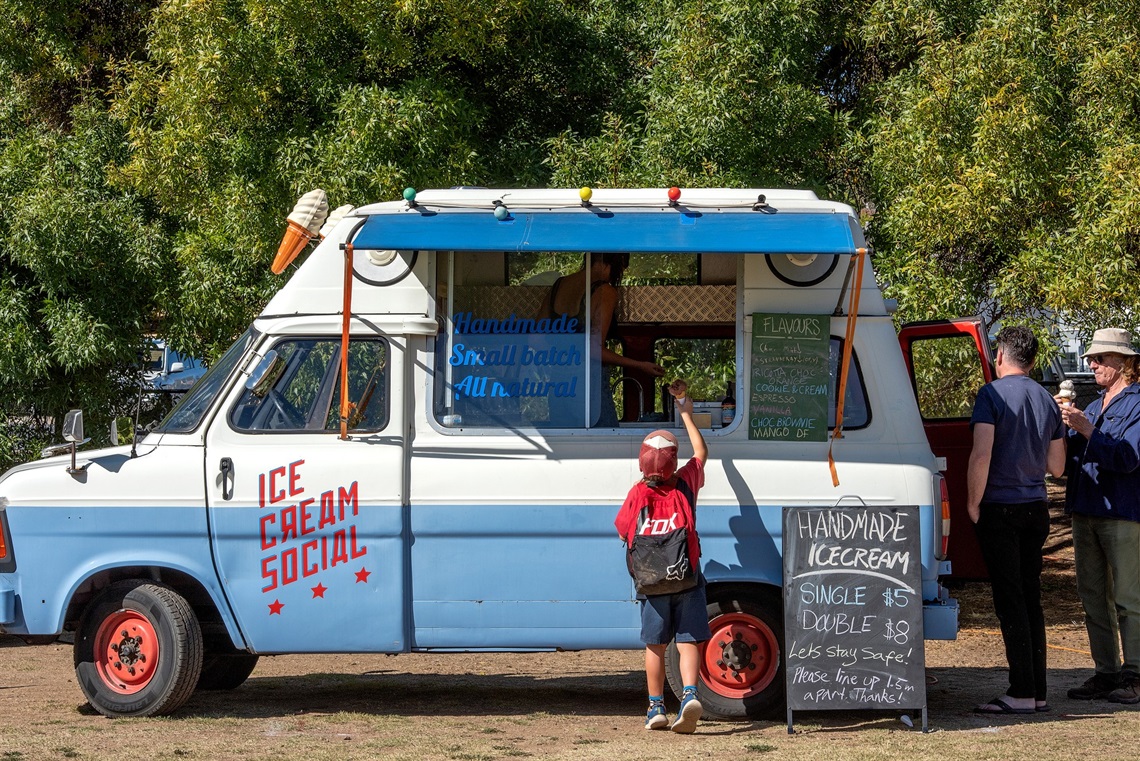 Ice Cream Republic van at Castlemaine Farmers' Market.