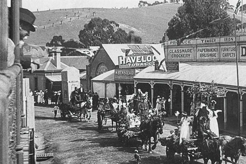 Main Street Maldon 1918 MMandAA.jpg