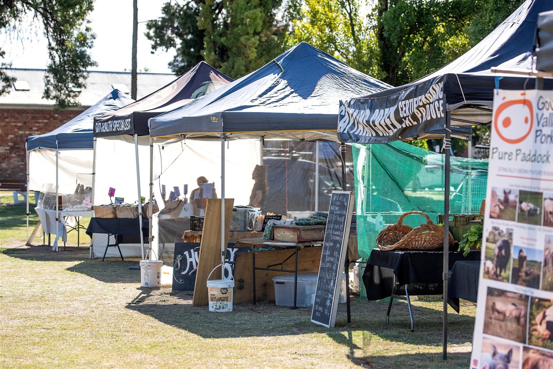 Stalls at the Castlemaine Farmers Market
