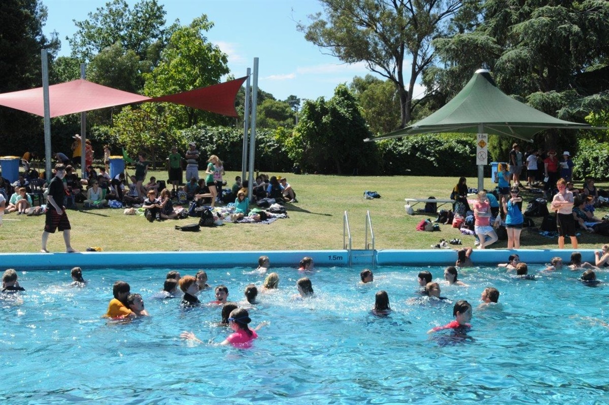 Cool off over summer at one of Council’s outdoor pools | Mount ...