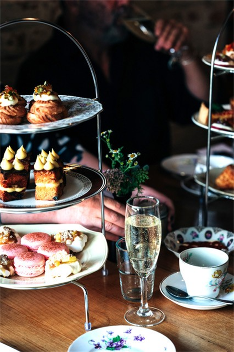Floursmith-High-Tea.png